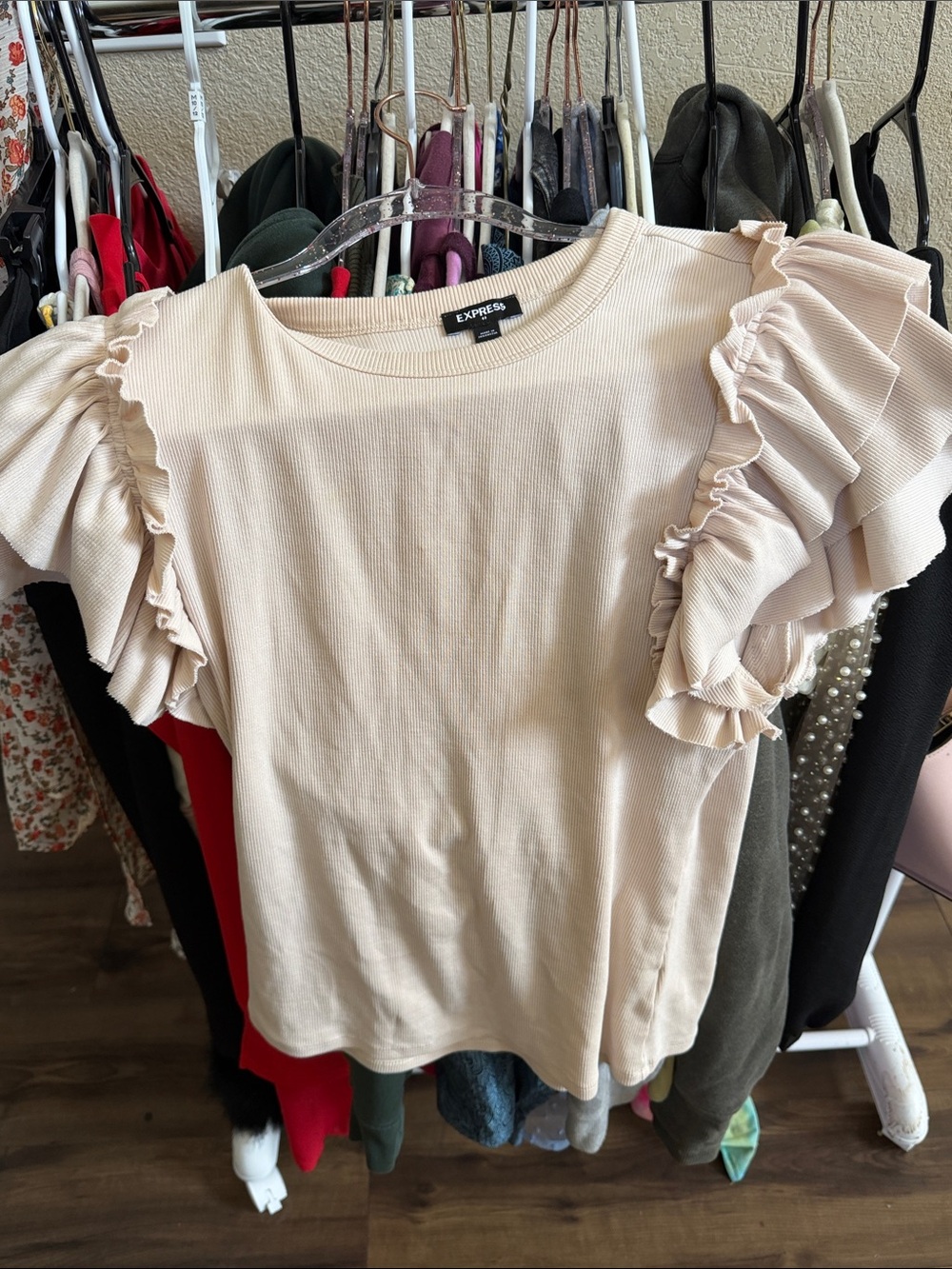 Express Cream Ruffle Sleeve Short-Sleeve Top